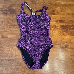Speedo women’s one piece swimsuit purple black size 10